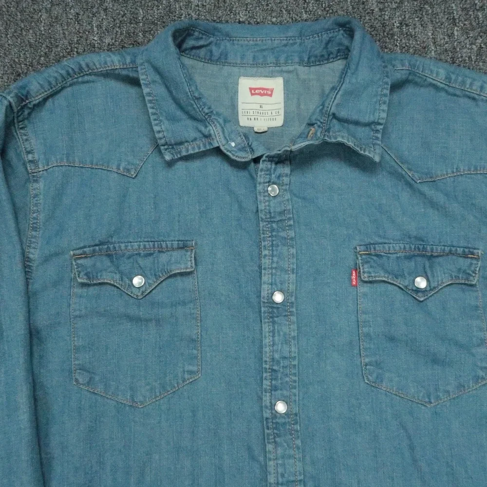 Levis Shirt Men Extra Large Blue Barstow Denim Western Pearl Snap Long Sleeve XL